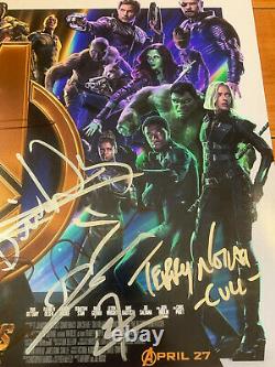 AVENGERS INFINITY WAR SIGNED 12X18 MOVIE POSTER BY 18 CAST CHRIS EVANS with COA