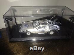 BACK TO THE FUTURE CAST SIGNED DELOREAN X5 FOX LLOYD Diamond Select Autograph