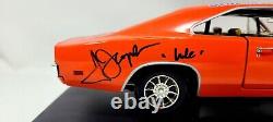 DUKES OF HAZZARD Cast Signed by 7 General Lee 118 Die Cast Model Car PSA/DNA