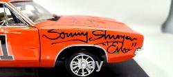 DUKES OF HAZZARD Signed by 7 General Lee 118 Die Cast Model Car Beckett BAS