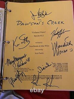 EXTREMELY RARE Authenticated Dawsons Creek script signed by full cast