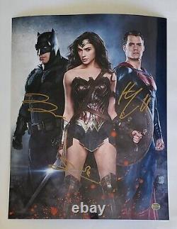 JUSTICE LEAGUE GALDOT AFFLECK CAVILL CAST Signed 11x14 photo poster COA