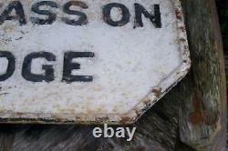 N & W Railway No Trespass on Bridge Sign Cast Iron Early All Original Paint