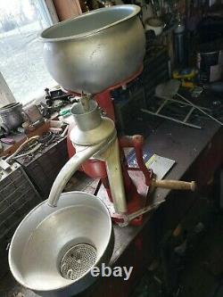 Sanitary Economy King #11 Cream Separator Cast Iron Tin Metal Hand Crank Antique