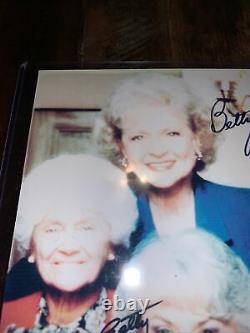 THE GOLDEN GIRLS Cast Signed Autographed Photo with COA Plastic Sleeve Idol Images