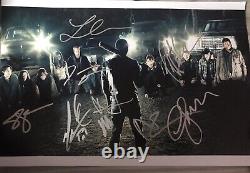 The Walking Dead Cast Signed Photo 12x18