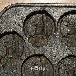 Vtg Rowoco Cast Iron Biscuit/muffin Baking Mold Pan Statue Of Liberty Primitive
