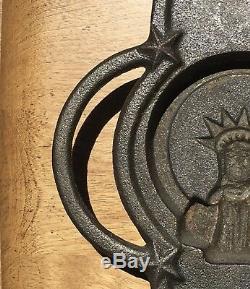 Vtg Rowoco Cast Iron Biscuit/muffin Baking Mold Pan Statue Of Liberty Primitive