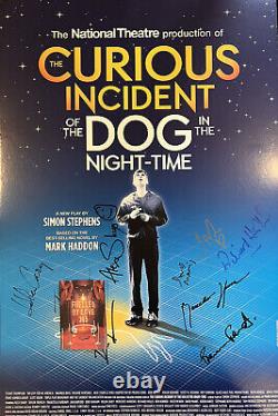 AFFICHE Rare de l'incident curieux de la nuit du chien, autographiée par la distribution de Broadway de NYC