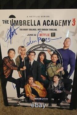 Affiche Autographiée Cast The Parapluie Academy Netflix Series 13x19 + Coa
