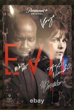 Affiche De Cast Autographiée Série Evil Tv Mike Colter, Katja Herb13x19 + Coa