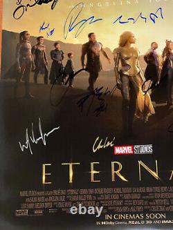 Affiche De Cinéma Eternelles Ds Cast Signed Première Avengers Marvel Studios Coa Rare