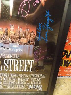 Affiche Du Film Wall Street Casting Complet Autographié Coa Sheen Douglas Hannah Encadré