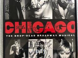 Affiche de Chicago The Musical à Broadway signée par l'ensemble de la distribution Sandy Duncan + Plus