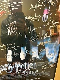 Affiche de film Harry Potter signée par tout le casting avec COA!