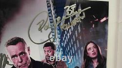 Affiche dédicacée de la série télévisée Chicago P. D. avec Jason Beghe 11x17 + COA