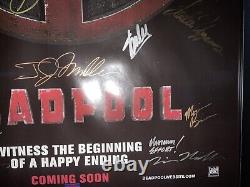 Affiche encadrée professionnellement du film Deadpool avec la signature du casting