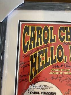 Affiche originale de Broadway HELLO DOLLY! - Carte de fenêtre SIGNÉE par Carol Channing et la distribution