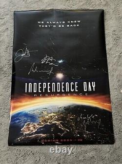 Affiche promotionnelle originale signée par la distribution du film Independence Resurgence Day