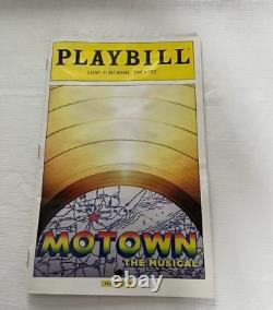 Affiche rare du spectacle de Broadway MOTOWN signée par la distribution et magnifiquement encadrée