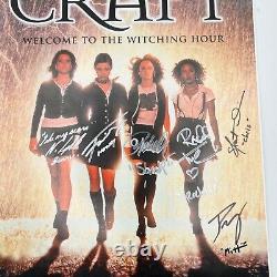 Affiche signée (6x) du film The Craft 11X17 Campbell, Balk, Tunney, True avec certificat d'authenticité de Beckett