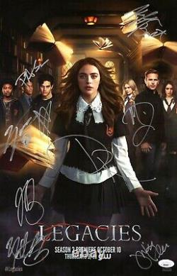 Affiches 11X17 signées par le casting de 'Legacies' avec 9 autographes de Bryant Boyd - JSA LOA