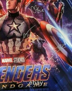 Avengers Endgame Double-sided Theatrical Affiche Signée Par 11 Membres De La Distribution Jsa