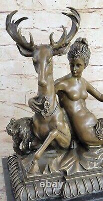 Bronze signé moulé Diane La Chasseresse Sculpture Statue Art Déco Nu Mythique