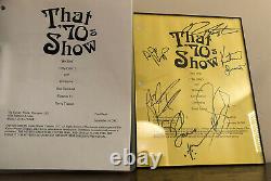 C'est Les Années 70 Afficher Full Cast Framed Signé Autographé Script 2002 Hot Dog #507