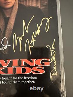 Christian Bale Vintage Cast Signé Swing Kids 1993 COA Frank Whaley