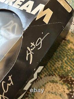 Cri Fantôme Visage Cast SIGNÉ 1996 Poupée Courteney Cox Neve Campbell Beckett COA