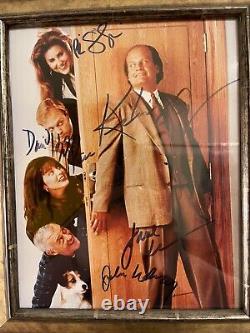 Distribution de Frasier signée 8x10 par Kelsey Grammar, Peri Gilpin et David Hyde Pierce.