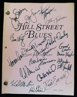 Distribution de la série Hill Street Blues signée par le casting sur une copie du script, authentifiée par JSA