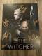 Henry Cavill Et Le Cast Ont SignÉ L'affiche De The Witcher 11x14 Avec Acoa