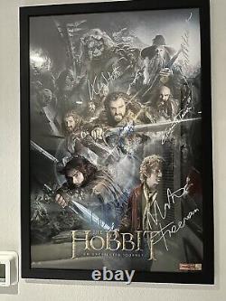 LE HOBBIT UN VOYAGE INATTENDU Rare Cast signé 27x40 Encadré sur mesure