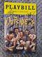 La Distribution Des Outsiders A Signé Le Playbill - 14 Signatures