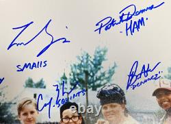 La distribution du film THE SANDLOT signée sur une photo encadrée de 16x20 avec 8 autographes de Smalls et Ham, JSA COA.