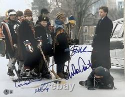 Les Mighty Ducks Emilio Estevez +4 distribution signée photo 11x14 Beckett BAS