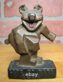 Line Up With Bear (alignement) Art Déco Cast Iron Publicité Paperweight Sign