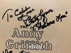 Livre de la série Andy Griffith signé par 7 membres du casting en personne : Betty Lynn, Gail Davis, James...