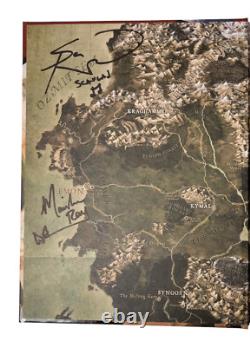 Livre signé Critical Role Vox Machina Tal'dorei avec autographes du casting X6 JSA COA 972