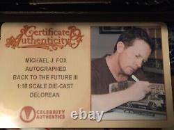 Michael J. Fox Autographié Retour Vers Le Futur III 118 Échelle Die-cast Delorean