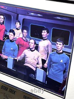 Photo couleur signée par la distribution originale de Star Trek, édition limitée, Plaque #1627/2500, avec certificat d'authenticité (COA)