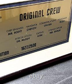 Photo encadrée signée en couleur de la distribution originale de Star Trek LE Plaque #1627/2500 avec COA