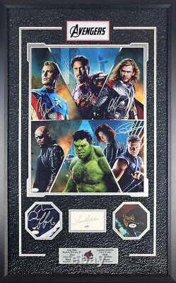 Photo signée et signatures découpées encadrées des Avengers avec Evans, Downey Jr. et Hemsworth