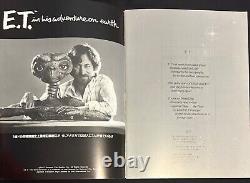 Programme du film E.T. L'extra-terrestre signé par 11 membres du casting de 1982 Spielberg Thomas