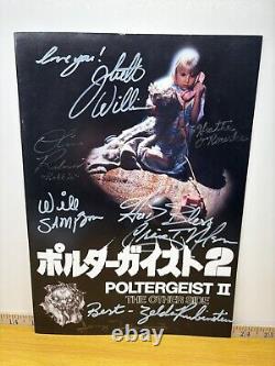 Programme japonais signé par le casting du film Poltergeist II par 7, autographié par Heather O'Rourke