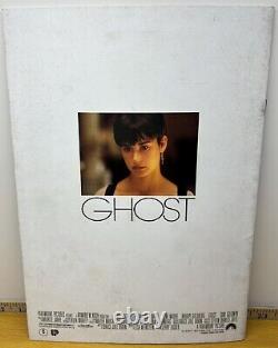 Programme signé du casting du film Ghost au Japon par 9 acteurs dont Patrick Swayze et Demi Moore