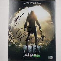 Proie Cast (3) photo 11x14 signée Amber Midthunder Beavers DiLiegro BAS LOA