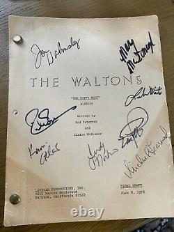 Rare- Original Waltons 2 H. Scripté- Signé Par Les Membres Cast + Photo